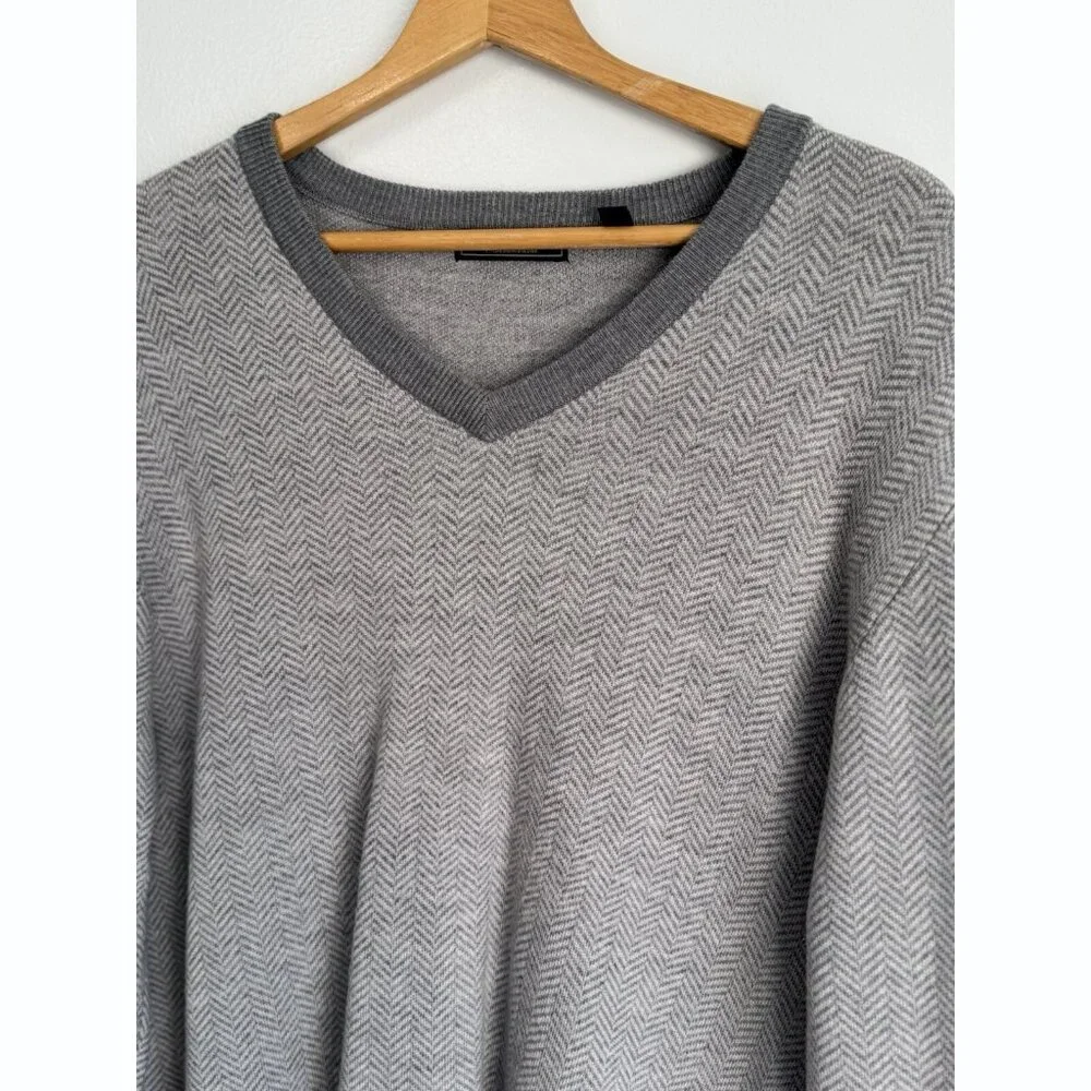 Williams & Kent Mens Gray Merino Wool Sweater Sz XXL V-Neck Urban Minimalist